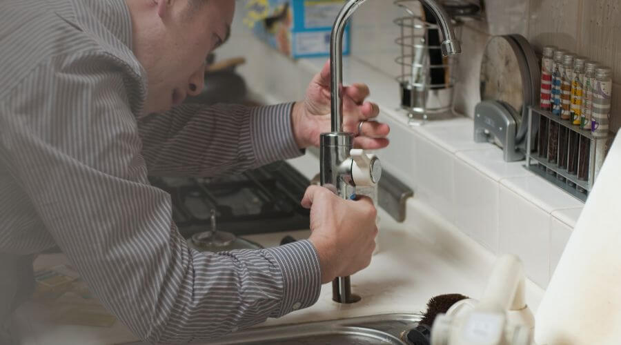 Expert burst pipe repair services in O'Fallon, MO